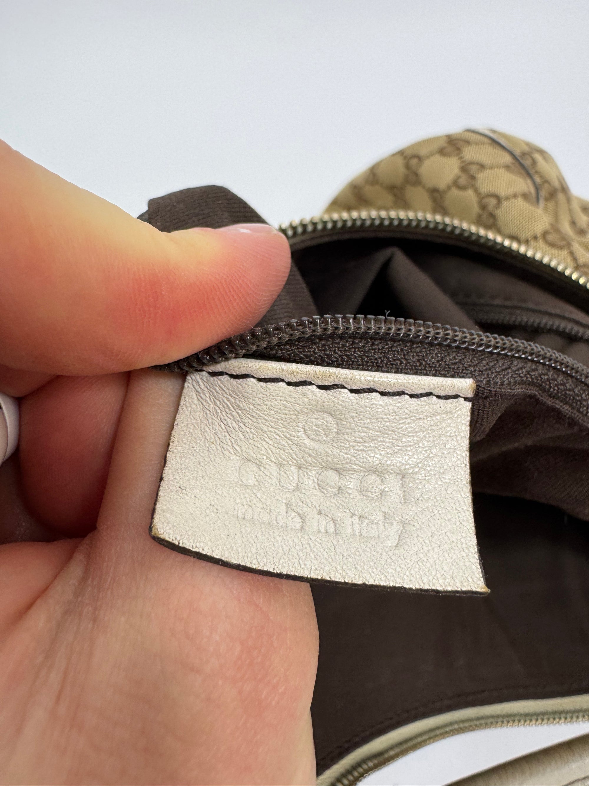 Gucci Abbey D-Ring Shoulder Bag